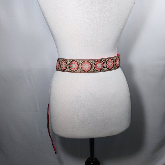 🌸 Reversible Floral Fabric Belt | One Size🌸 - Picture 6 of 14